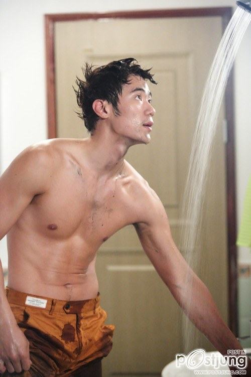 ถอดโชว์เรือนร่าง 713