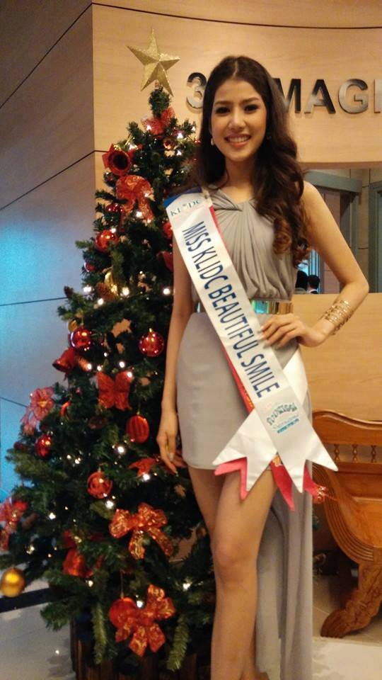 ขอแสดงความยินดีกับน้องพลอยครับกับรางวัลแรก Miss KLIDC Beautiful Smile ที่ประเทศมาเลเซีย