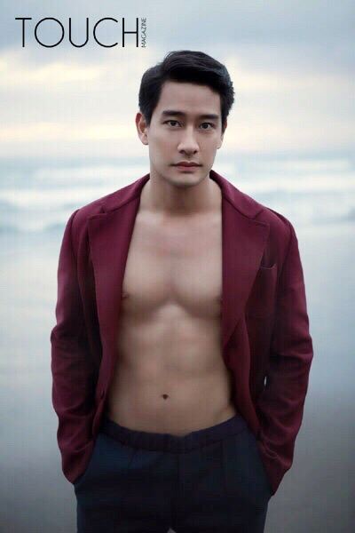 ป้อง ณวัฒน์