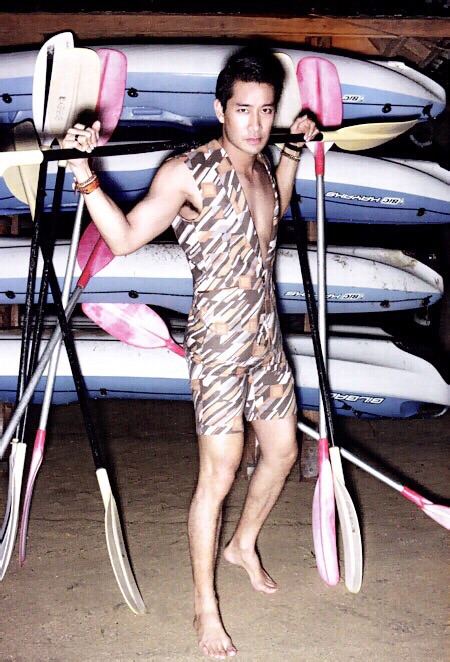 ป้อง ณวัฒน์