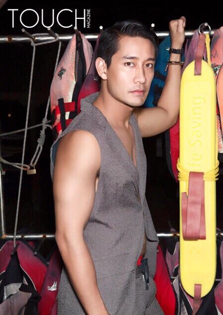 ป้อง ณวัฒน์