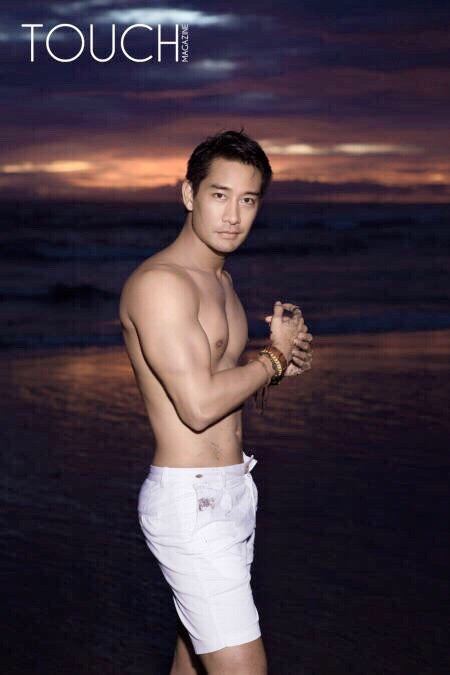 ป้อง ณวัฒน์