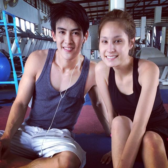เหงื่อแตกซี๊ด!!!  แอบส่องพระเอกออกกำลังกาย