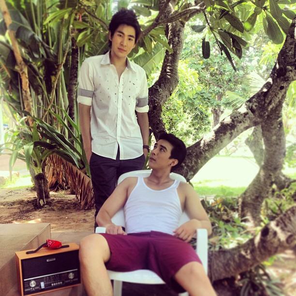 เหงื่อแตกซี๊ด!!!  แอบส่องพระเอกออกกำลังกาย