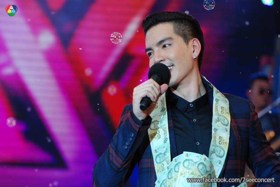 7 สีคอนเสิร์ตพิเศษ : นิว-วงศกร & เเละผองเพื่อน