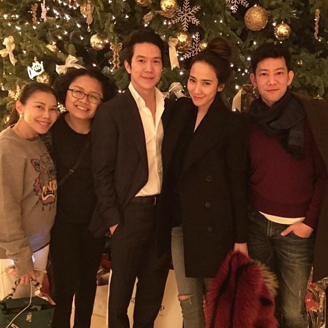 "อั้ม-พัชราภา" คืนดีหนุ่มไฮโซหมื่นล้าน "แอมป์-พิธาน" ควงสวีทหวานรับลมหนาวที่เมืองนอก!!
