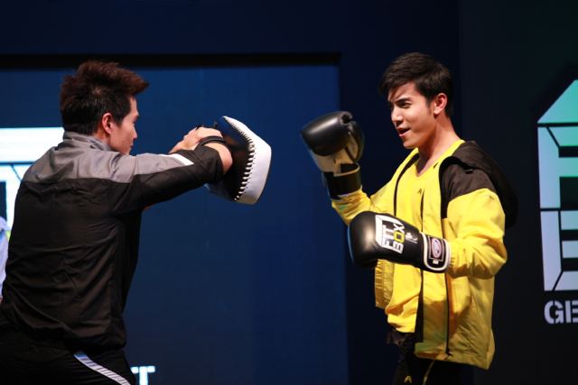 ไม้ วริษฐ์ หล่อน่ารักมาฟิตกับงานเปิดตัว FITBOX