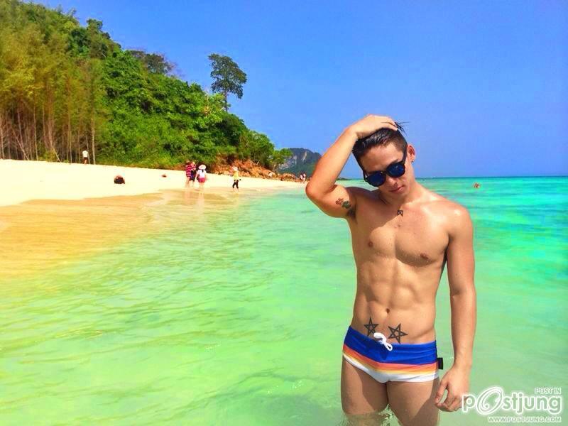 ถอดโชว์เรือนร่าง 717