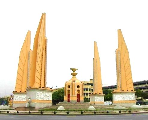 อนุสาวรีย์ประชาธิปไตย