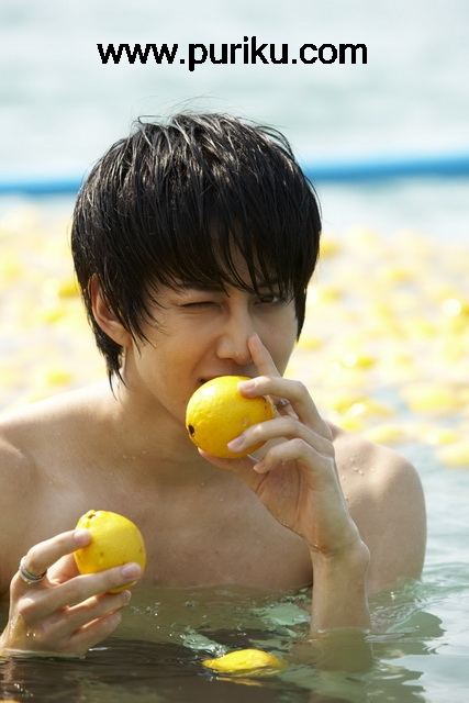กอล์ฟ ไมค์ จาก ชะนีน้อยในป่าใหญ่
