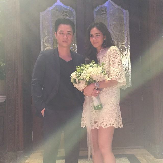 สุดยอดโรแมนติก "น็อต" ทำเซอร์ไพรส์ คุกเข่าขอ "ชมพู่-อารยา" แต่งงาน