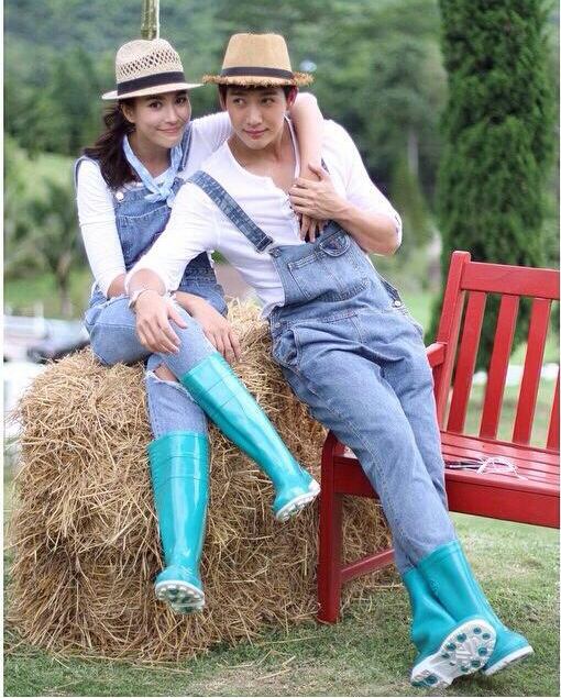 คู่รักคู่ครอบครัวแสนหวาน