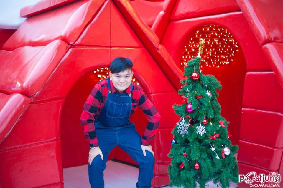 Koolcheng Trịnh T&uacute; Trung in Christmas