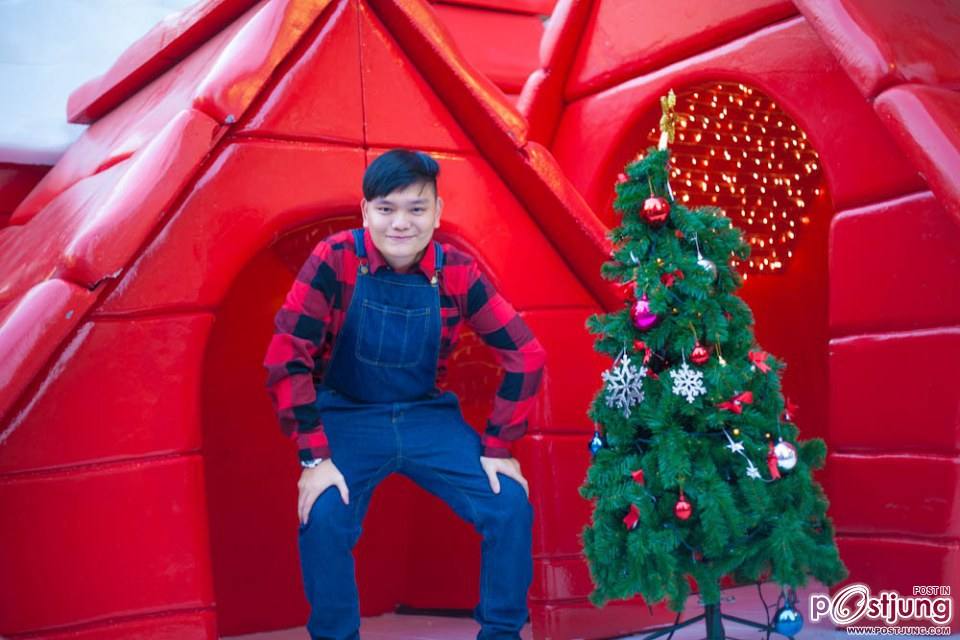 Koolcheng Trịnh T&uacute; Trung in Christmas