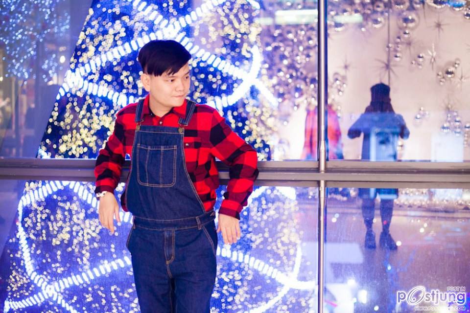 Koolcheng Trịnh T&uacute; Trung in Christmas