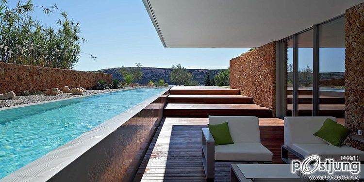 Olive House by LOG-URBIS