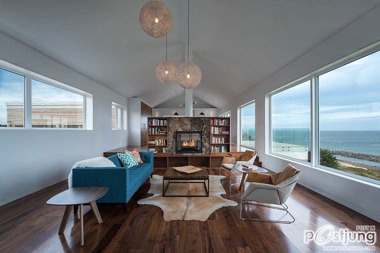 Harbour Heights Home by Omar Gandhi Architect