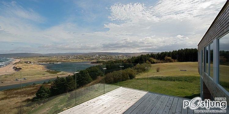 Harbour Heights Home by Omar Gandhi Architect