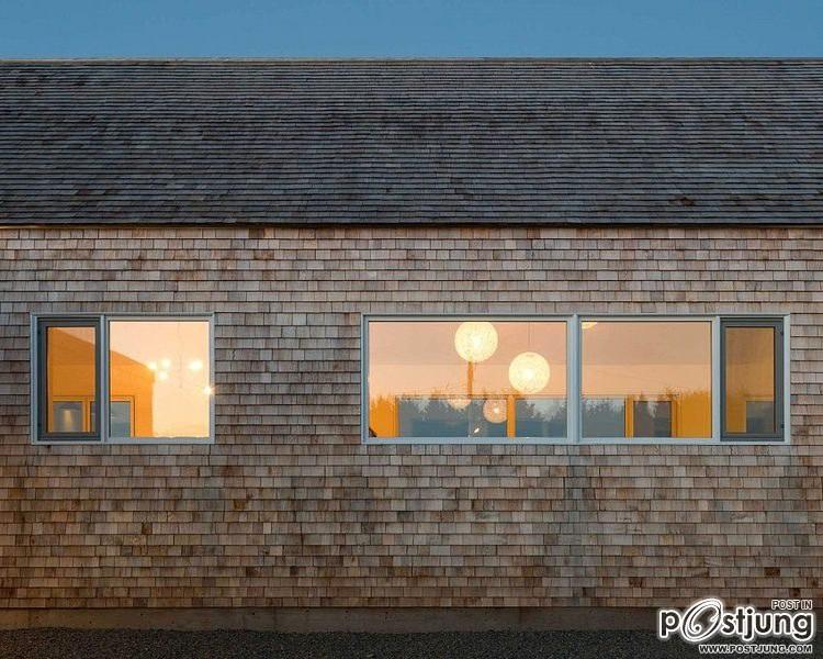 Harbour Heights Home by Omar Gandhi Architect