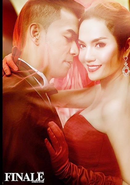 งานแต่งอ๋อม สกาวใจ กับเจ้าบ่าวเอ อาทิตย์ สุดโรแมนติก