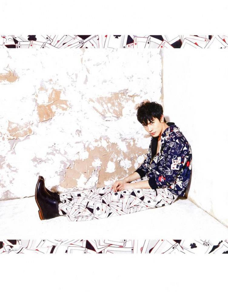 KAZZ vol.8 no.101 December 2014