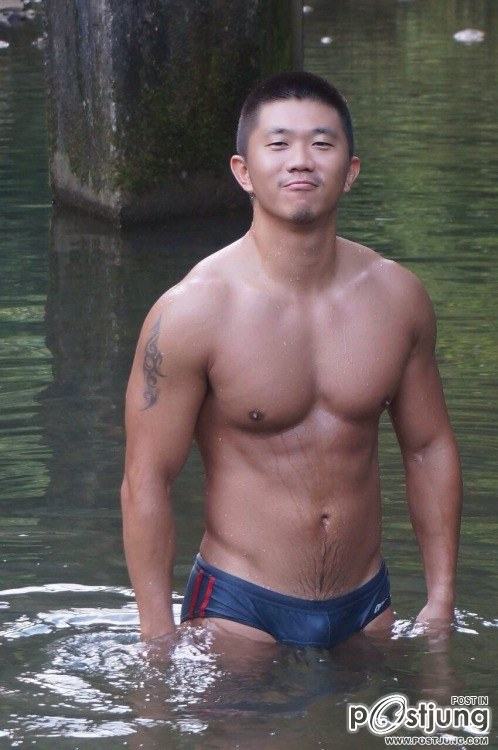 สวัสดีปีใหม่ครับชาวโพสจัง