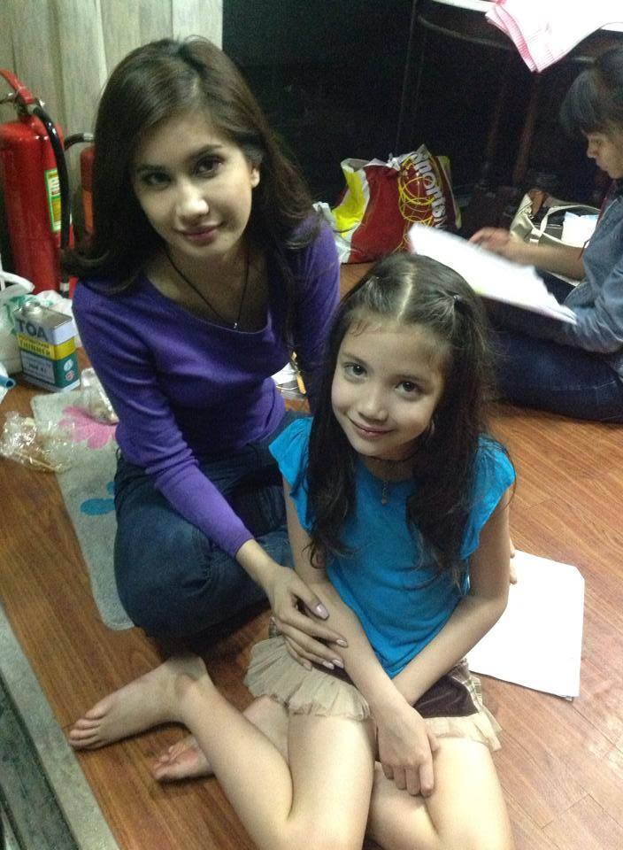 น้องจัสมิน  นางเอกวัยเด็กละครสะใภ้หัวแดง ช่อง7