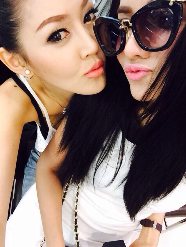 เก๋ เลเดอเรอร์ กอดรัดฟัดเหวี่ยง กระต่าย แม๊กซิม