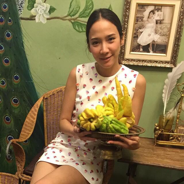 (เก็บตก) ปาร์ตี้เคาท์ดาวน์ 2015 "อั้ม พัชราภา" เเละผองเพื่อน