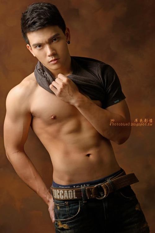 หนุ่มตี๋...ที่รักของฉัน
