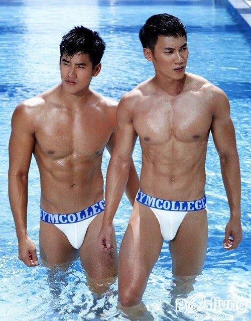 ถอดโชว์เรืองร่าง 720