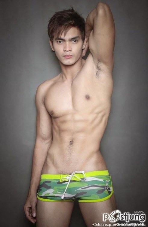 ถอดโชว์เรืองร่าง 722