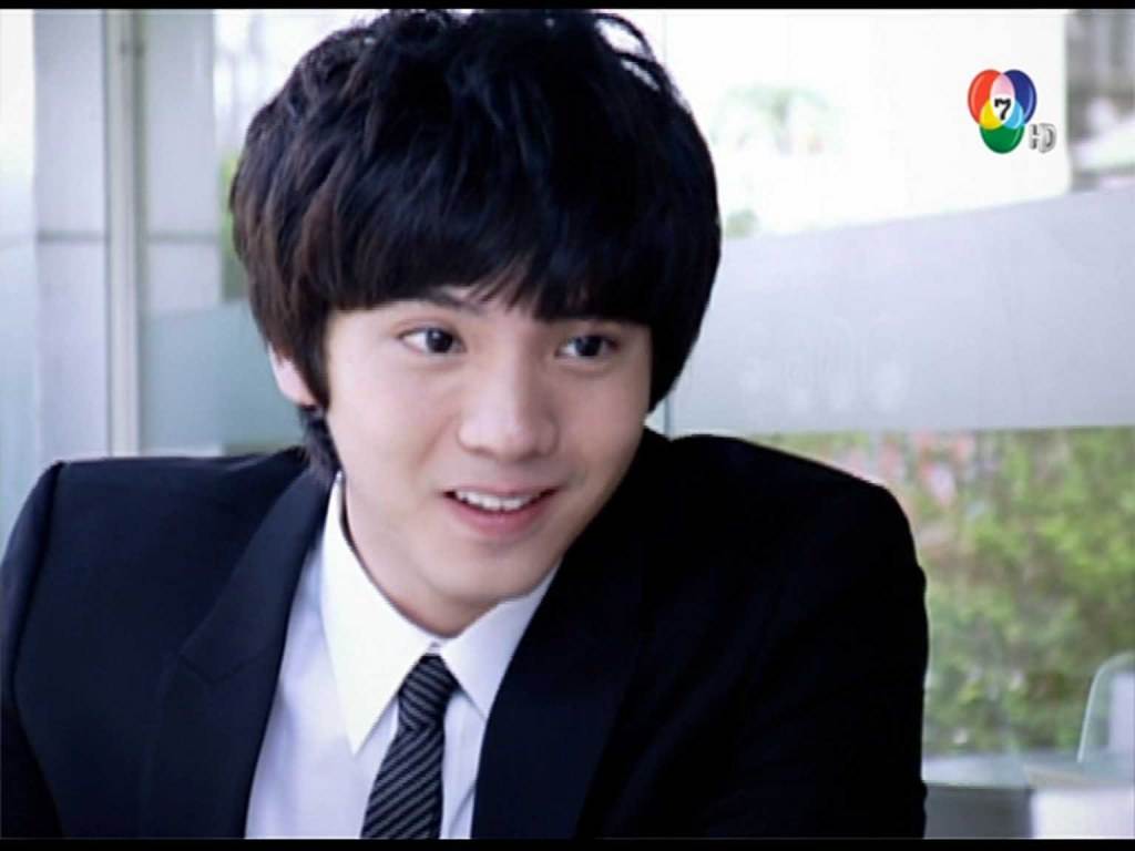 หนุ่มน้อยในละครเกินห้ามใจไม่ให้รัก