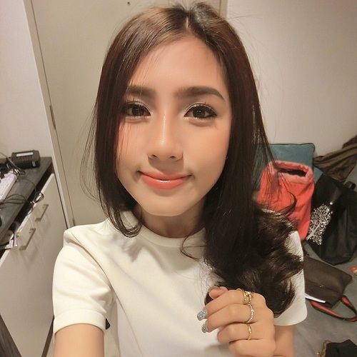 สาวสวย...หน้าเรียว เป๊ะ กับ สาวเบล และ เคล็ดลับความงามของเธอ