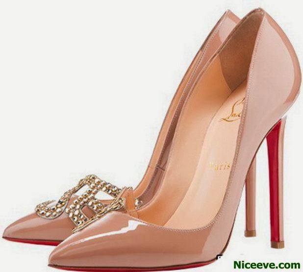 christian louboutin เสน่ห์รองเท้าพื้นแดง