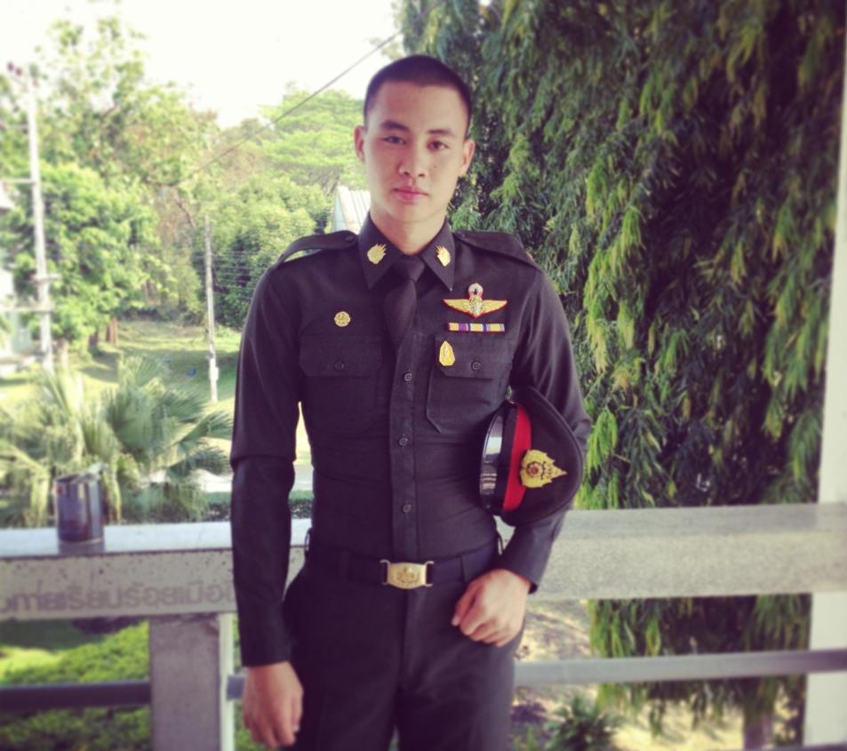 ฟินๆนายร้อยห้อยกระบี่