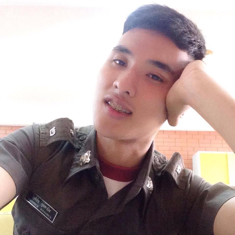 ฟินๆนายร้อยห้อยกระบี่