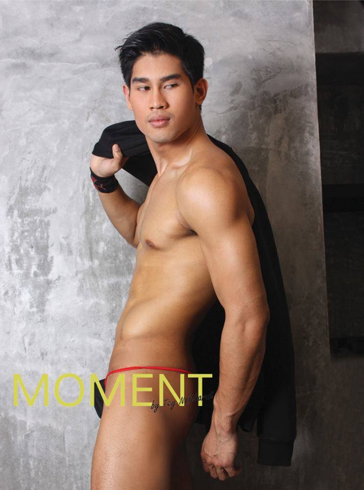 Moment Magazine vol.1 no.4 January 2015