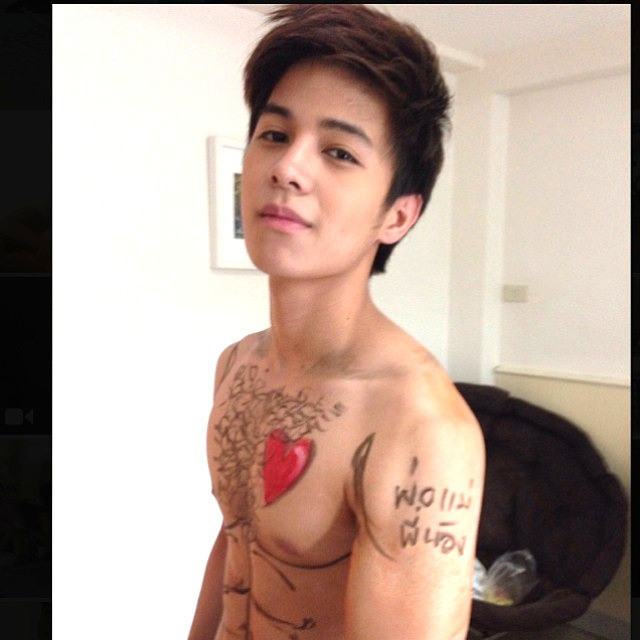 น้อง"เบนซ์ ศุภกิจ" ดาราวัยรุ่น สุดหล่อ น่ารัก
