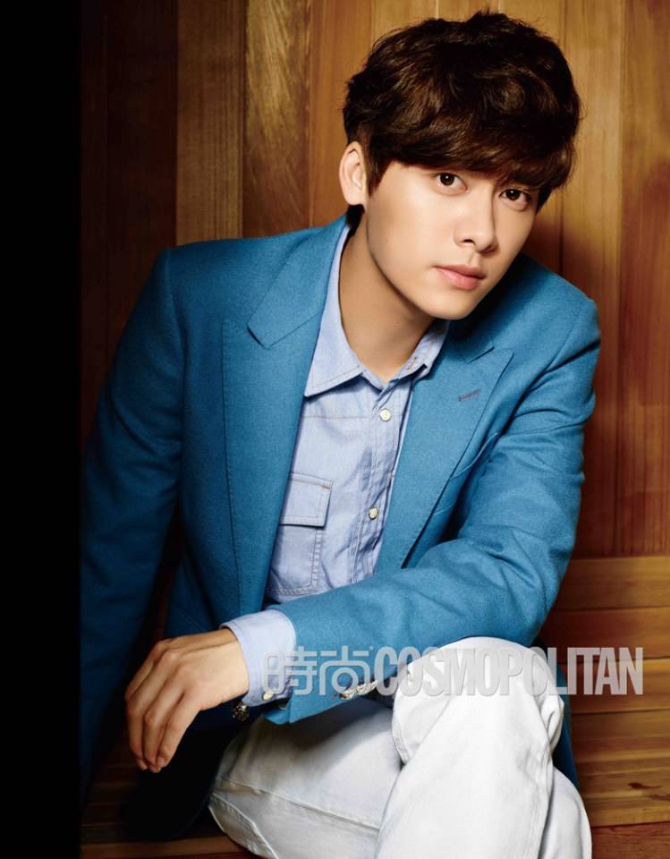 Li Yi Feng @ Cosmopolitan China February 2015