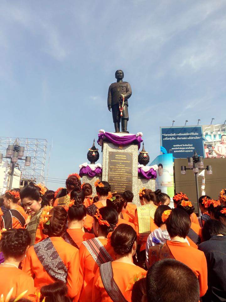ขอขอบคุณท่านผู้นี้ที่ทำให้มีเมืองอุดรธานี ซึ่งเป็นบ้านเกิดเมืองนอนของบรรพบุรุษผมครับ