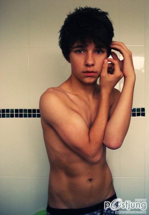 หล่อบ้างน่ารักบ้าง ๑๗