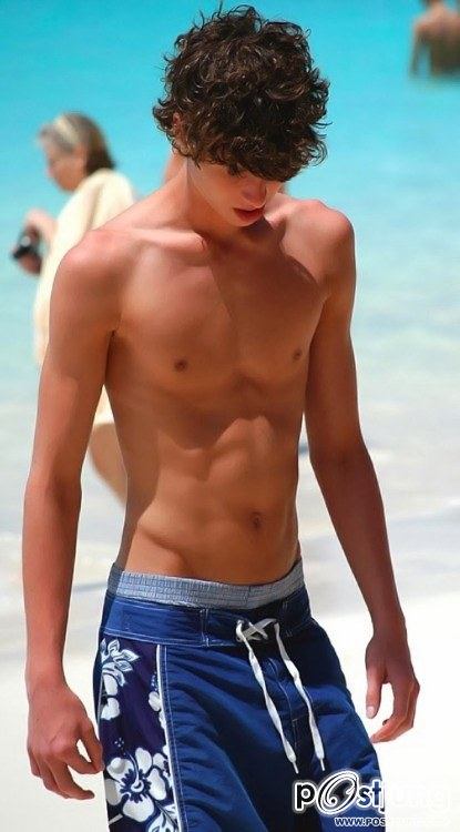 หล่อบ้างน่ารักบ้าง ๑๗