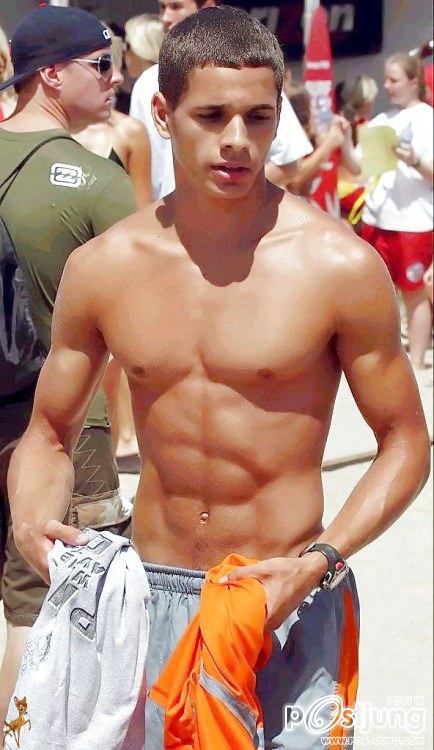 หล่อบ้างน่ารักบ้าง ๑๗