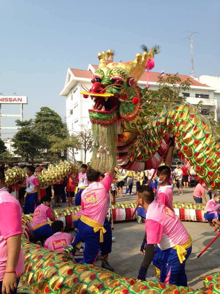 เตรียมพบกับงานตรุษจีนปากน้ำโพ 2558 " 99 ปี พลังแห่งศรัทธา สืบสานประเพณีแห่เจ้าพ่อ-เจ้าแม่ปากน้ำโพ "
