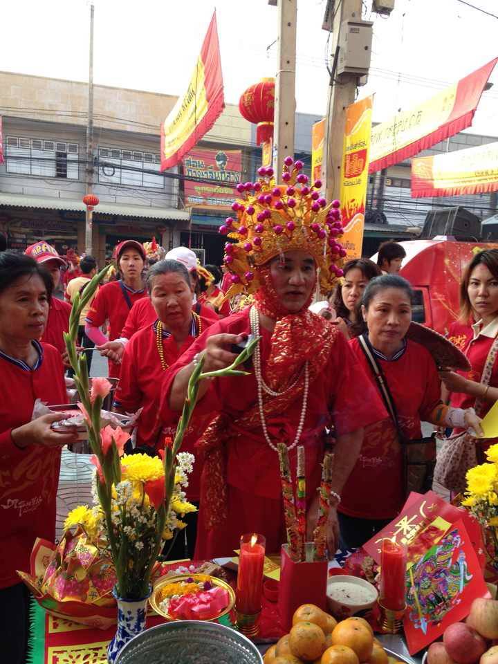 เตรียมพบกับงานตรุษจีนปากน้ำโพ 2558 " 99 ปี พลังแห่งศรัทธา สืบสานประเพณีแห่เจ้าพ่อ-เจ้าแม่ปากน้ำโพ "