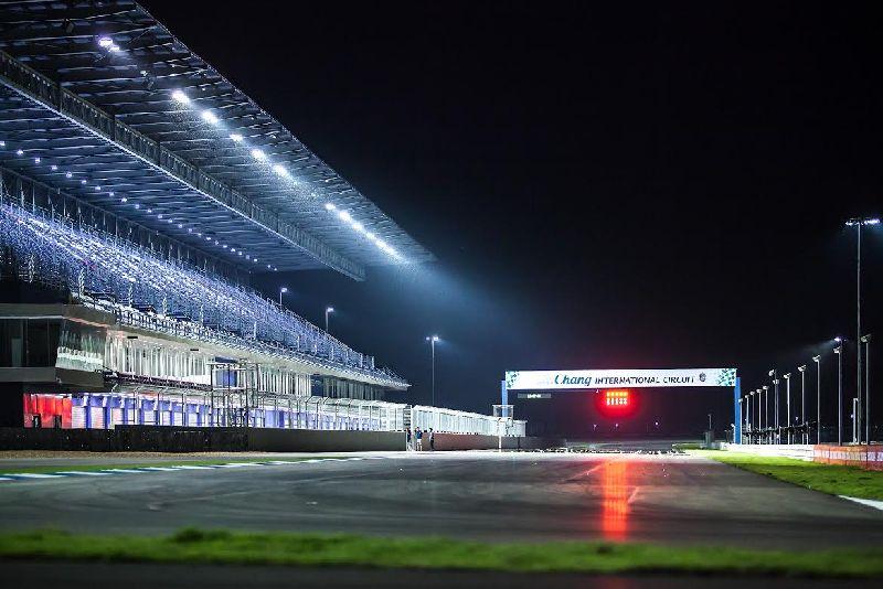 นกแอร์ชวนไปวิ่งมาราธอน ปั่นจักรยานที่บุรีรัมย์