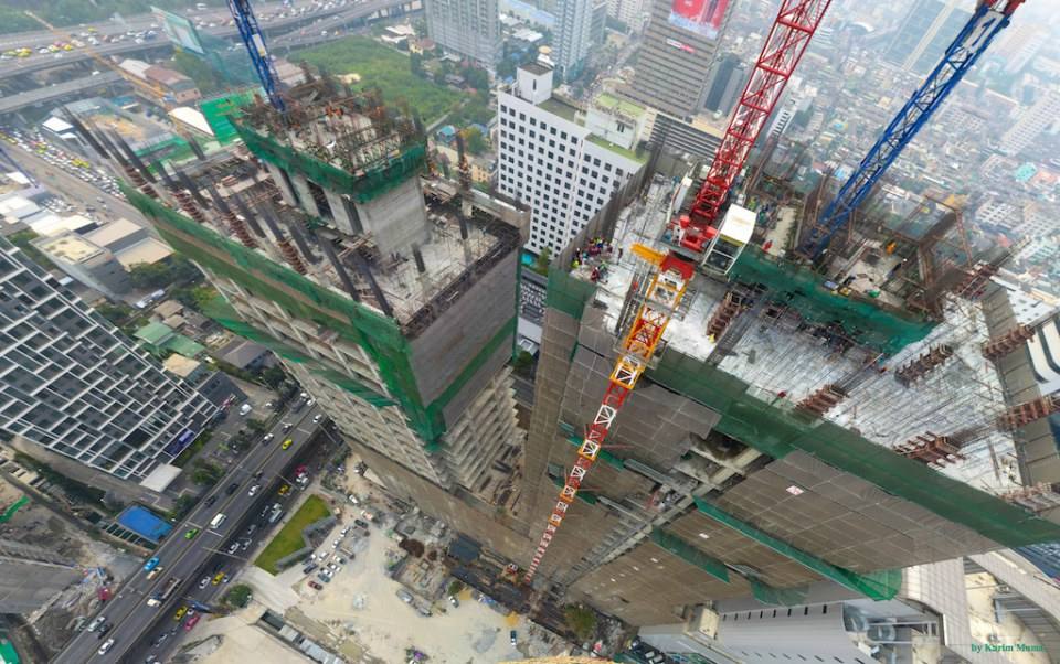 ตึก "จีแลนด์ทาวเวอร์" ตึกรูปตัว G ตึกเอียงแห่งแรกในเมืองไทย