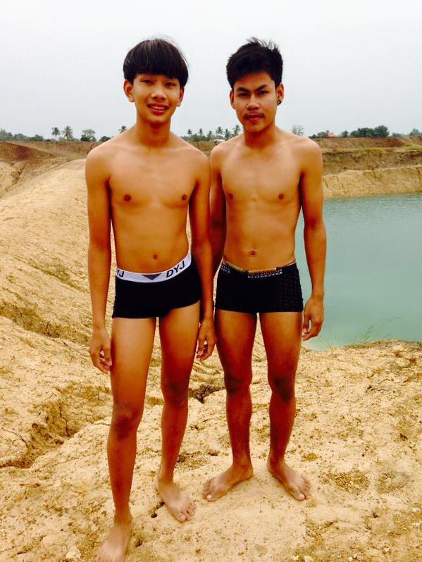 ป้าเพลินพิศ