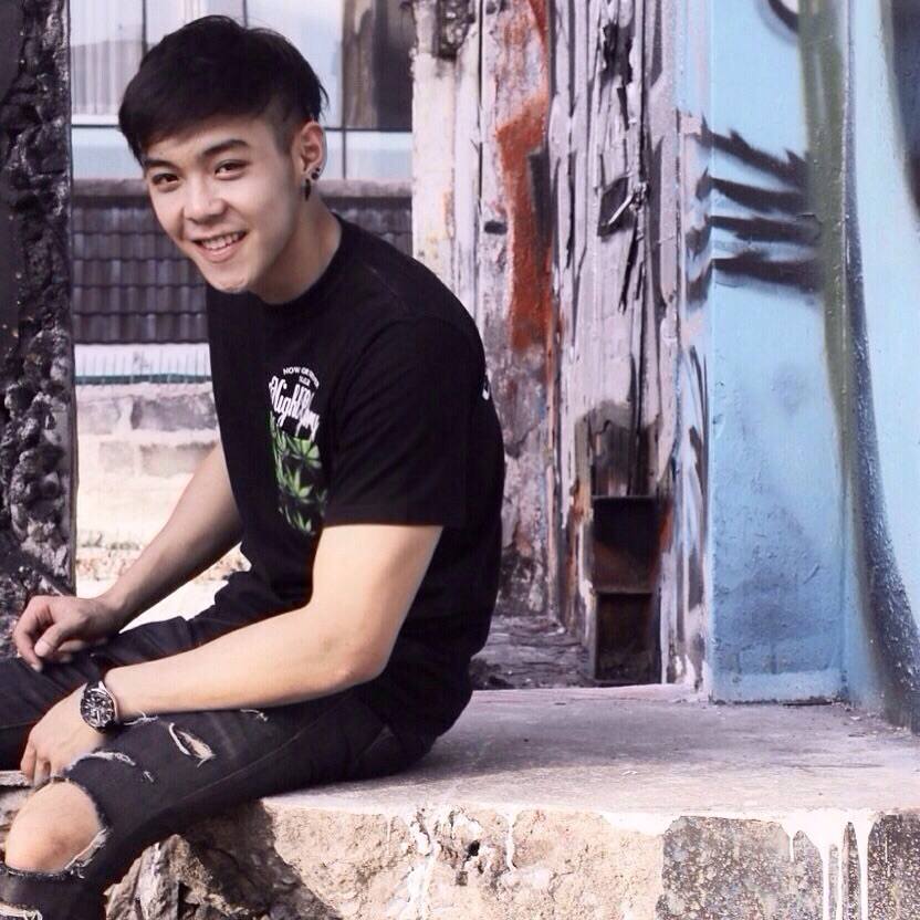 น้องบอล ภาคิน สีอ่อน